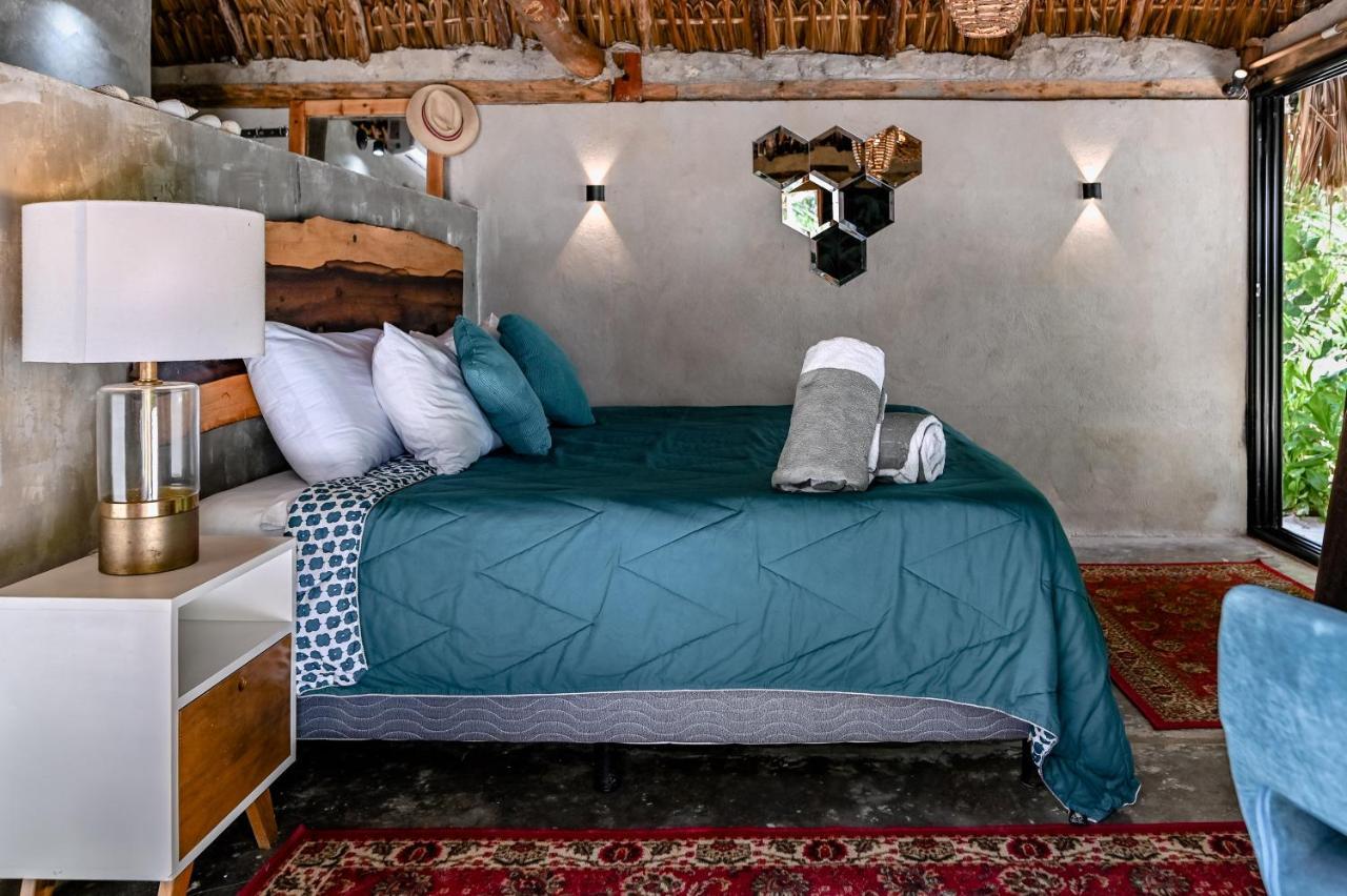Casa Mate Beachfront Cabanas إل كويو المظهر الخارجي الصورة