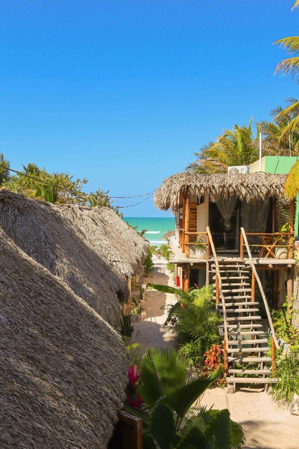 Casa Mate Beachfront Cabanas إل كويو المظهر الخارجي الصورة